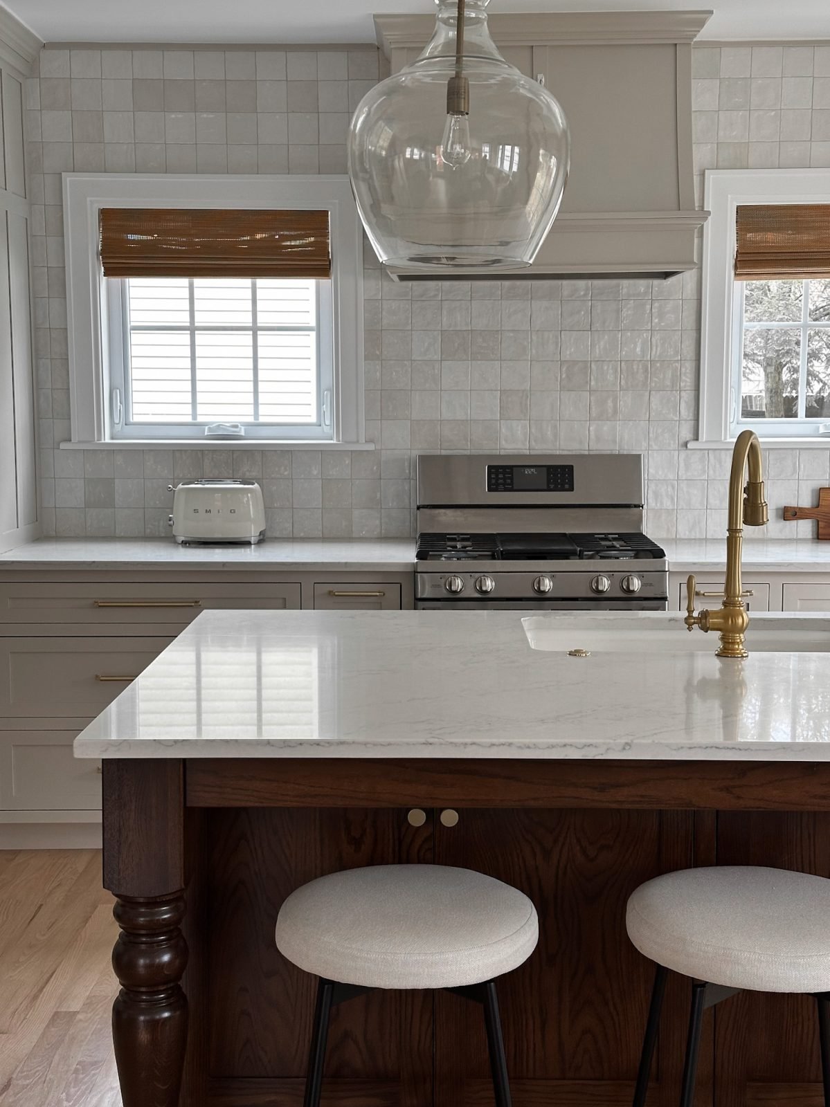 Fully remodeled kitchen completed by Pacific Palisades, California Interior design firm, Jennifer Donahue Interior Design Inc.