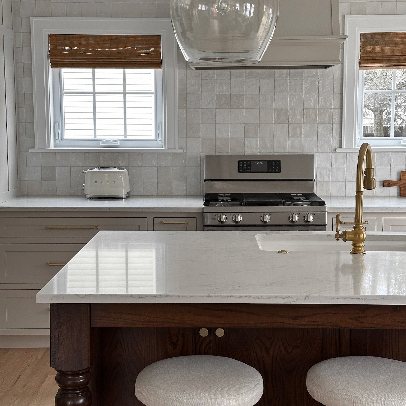 Fully remodeled kitchen completed by Pacific Palisades, California Interior design firm, Jennifer Donahue Interior Design Inc.