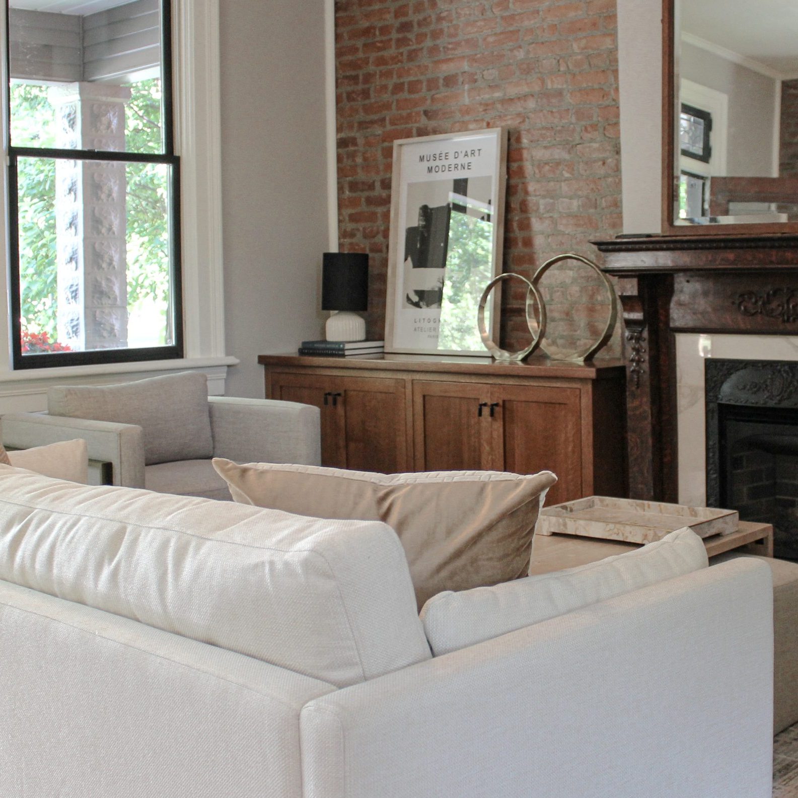 Luxury home remodeling in a historic German Village home in Pacific Palisades, California.